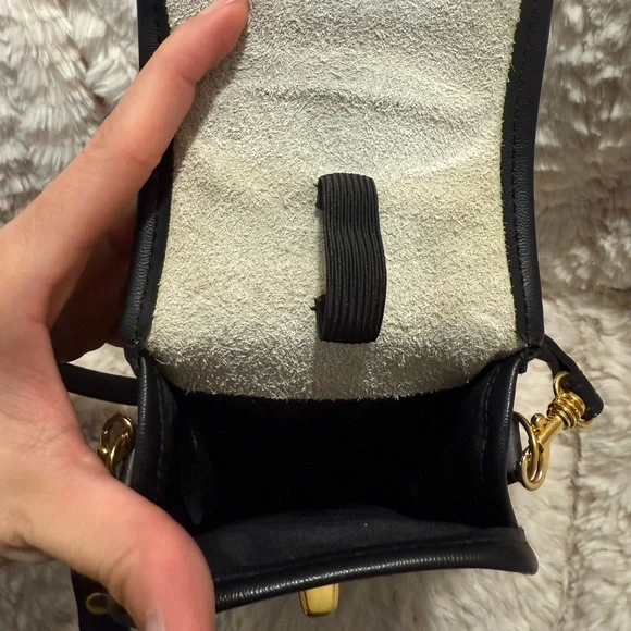 Coach dupe black crossbody bag with gold hardware - Picture 3 of 3